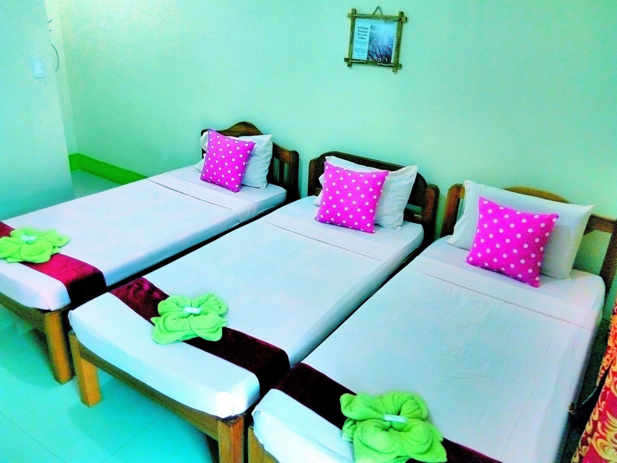 Green Park Tourist Inn Puerto Princesa Exteriér fotografie